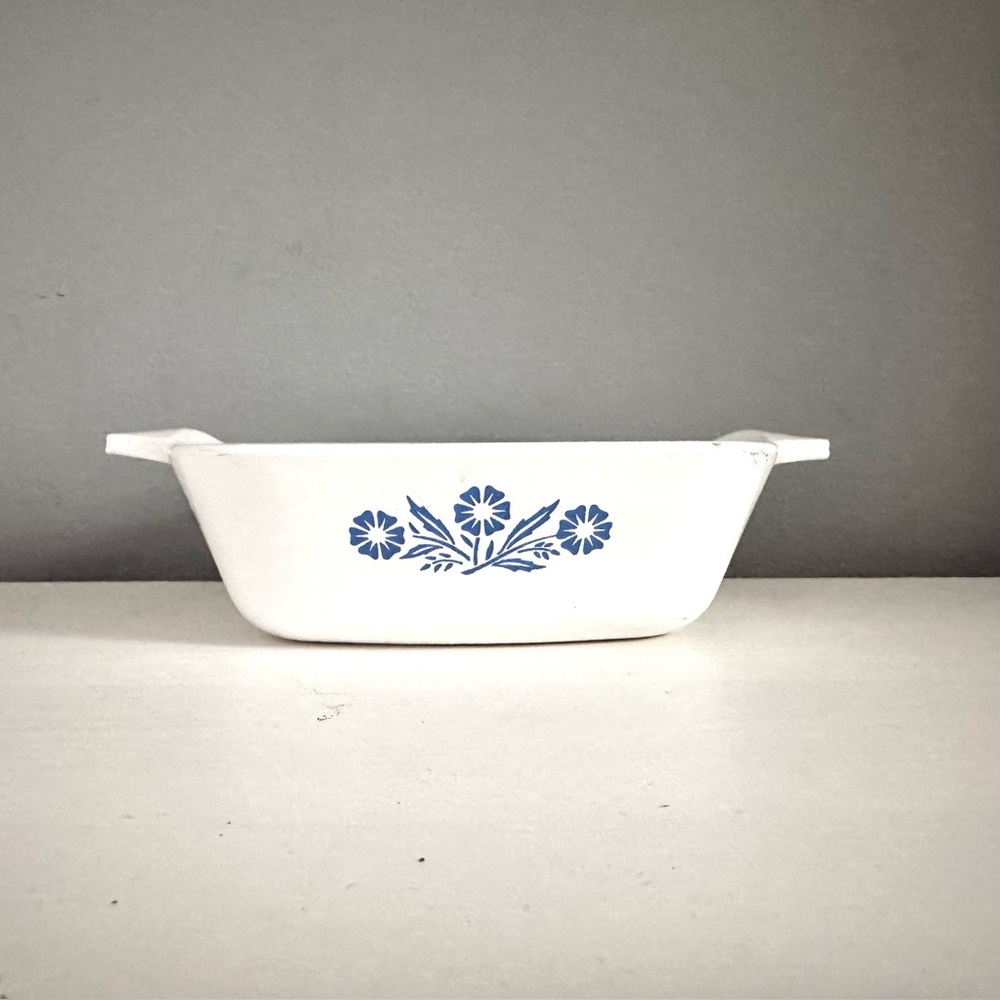 Vintage Corning Ware - P-41 Petite Pan,  Cornflower Blue, Baking Dish, 🇨🇦